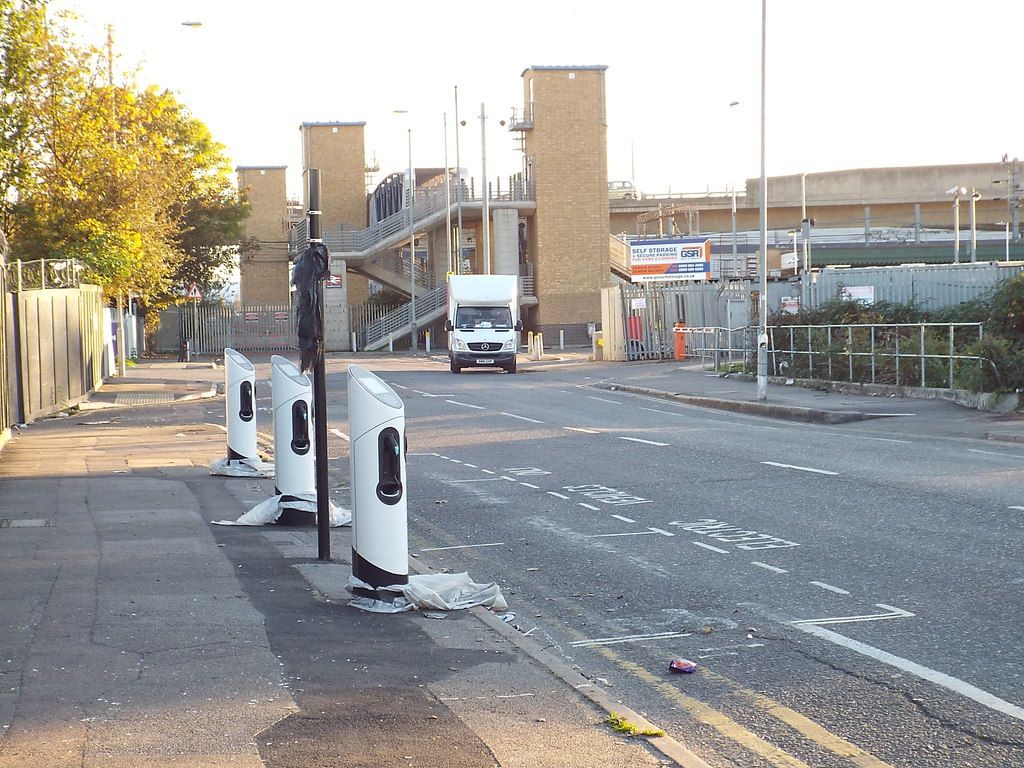 Electric Cars Are Now Up to Nine Times Cheaper to Drive Than Petrol in the UK